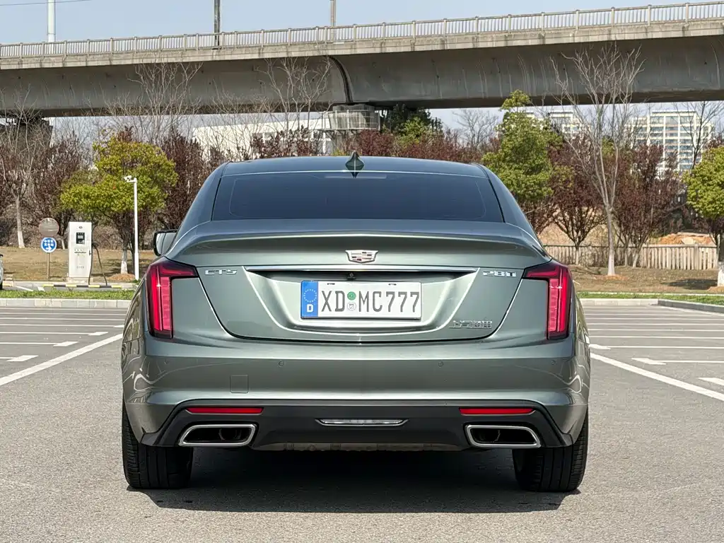 Cadillac CT5 28 T Luxury (Standard)