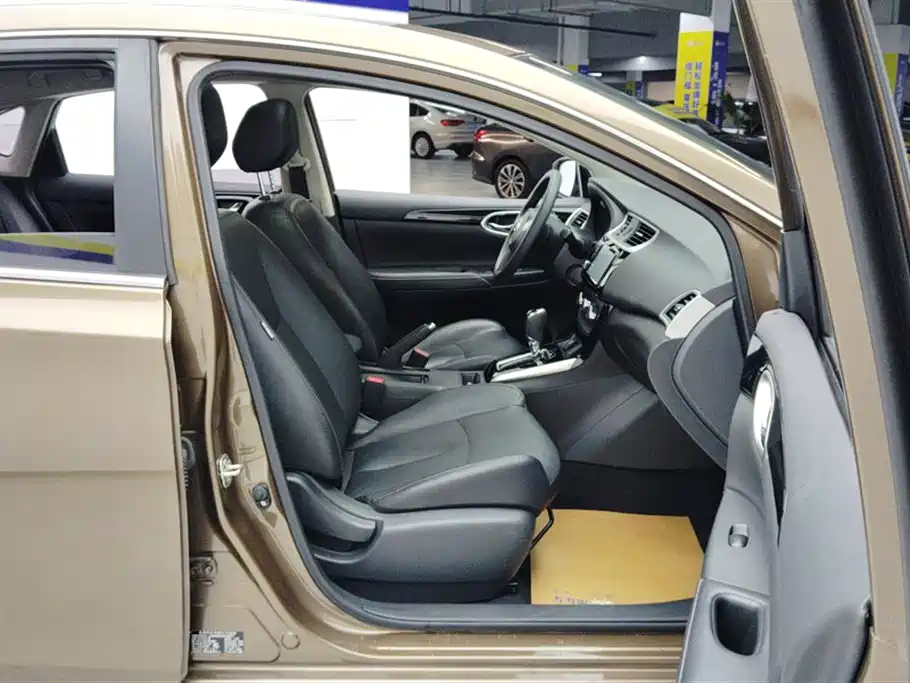Sylphy 1.6 XV CVT Smart Enjoyment