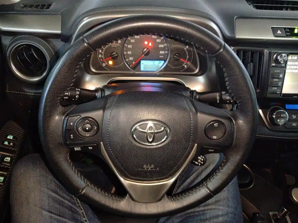 RAV4 2.5 L Auto 4 WD Elite