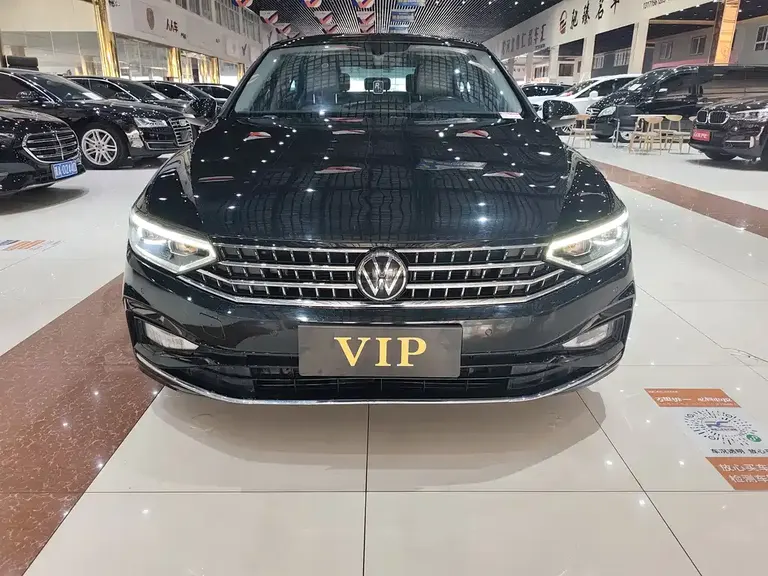 Volkswagen Magotan 200 10 K Commemorative 330 TSI DSG Leading