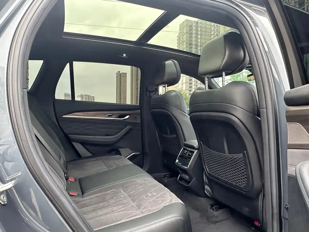 Xingyue L Oriental Shine 2.0 TD Auto Star Embrace