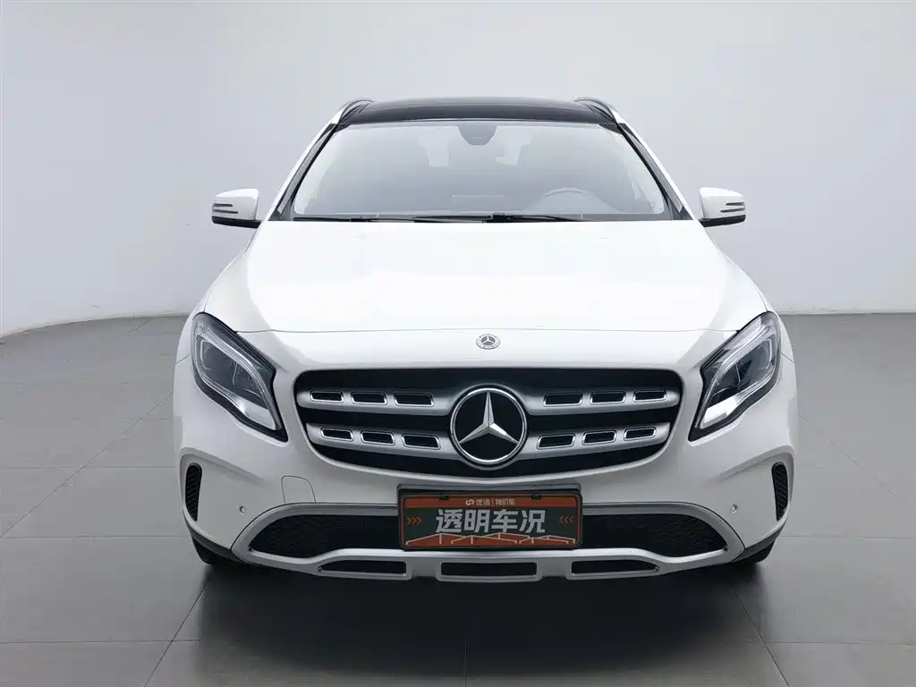 Mercedes-Benz GLA GLA 200 Fashion