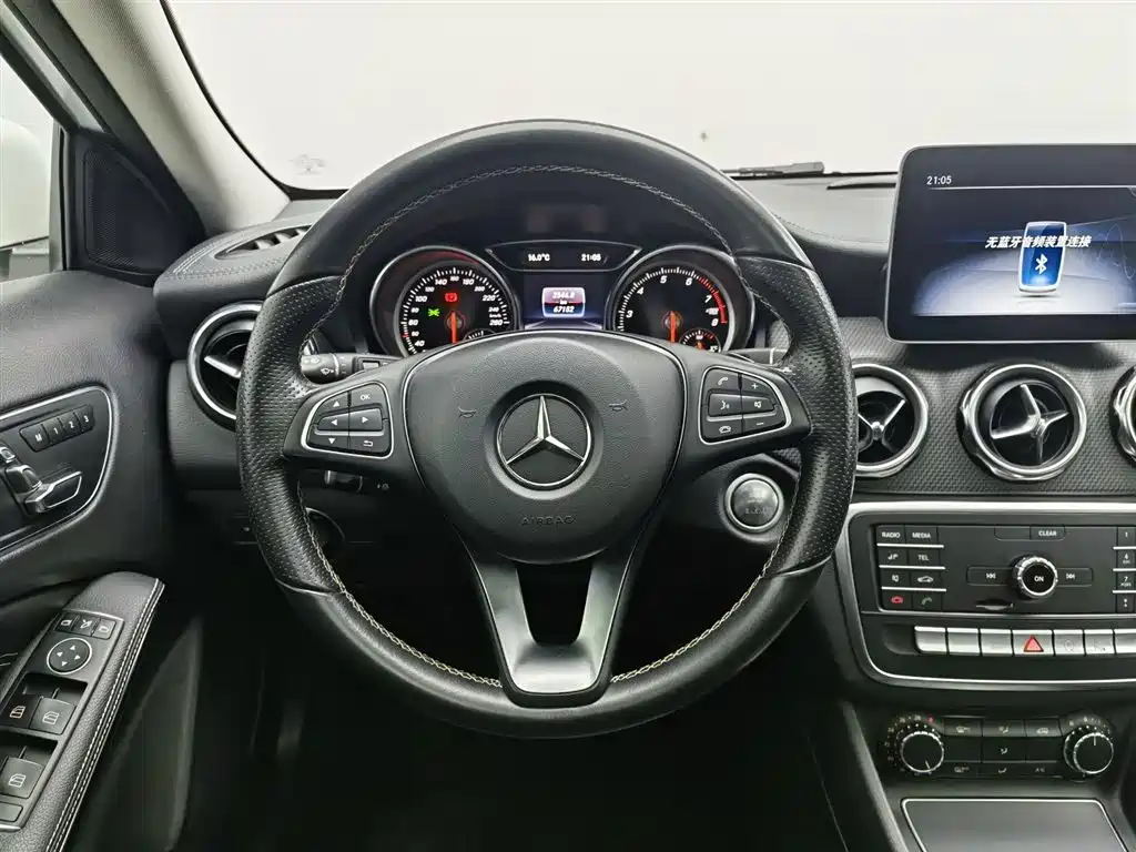 Mercedes-Benz GLA GLA 200 Fashion