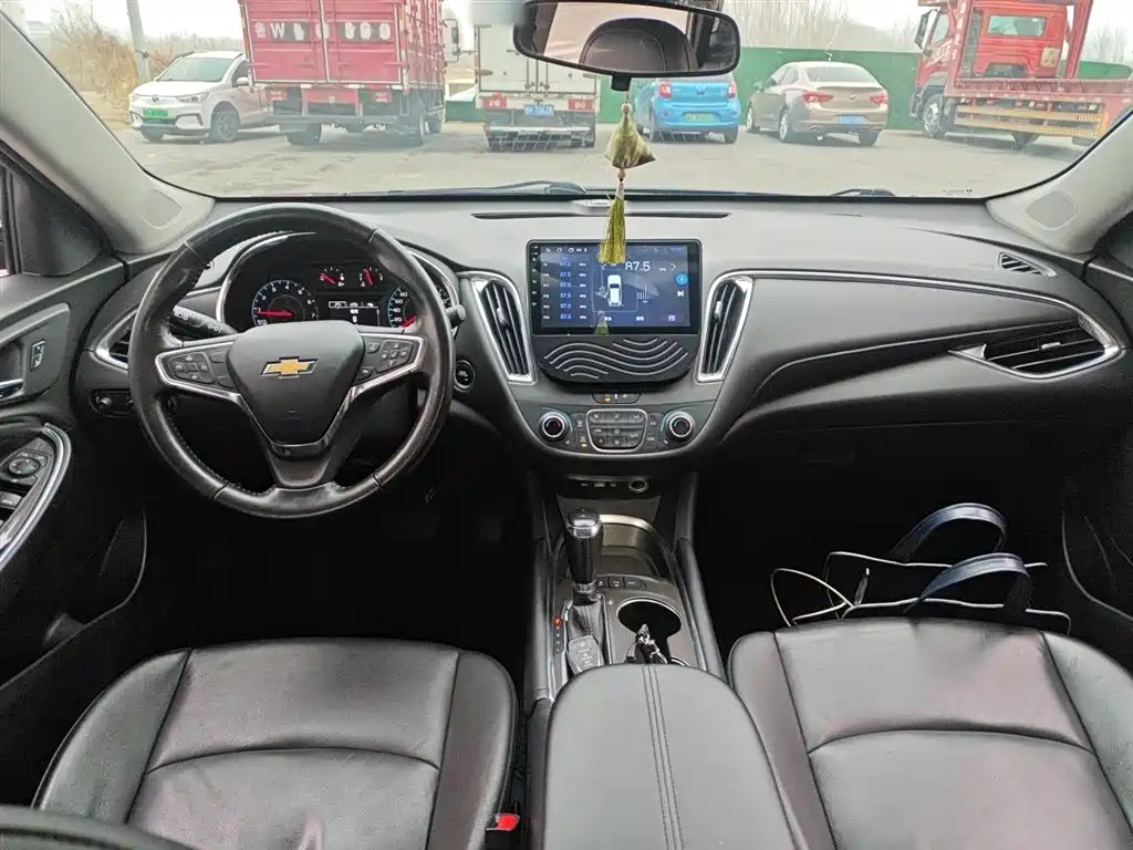 Malibu XL 535 T CVT Sharp Dynamic