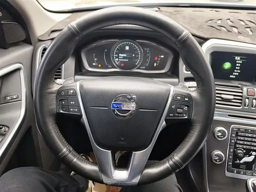 Volvo XC60 T5 AWD Smart Control