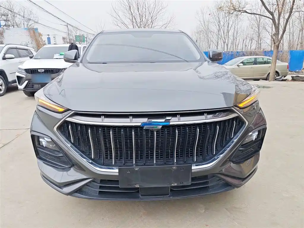 Changan Oshan X5 1.6 L CVT Distinguished
