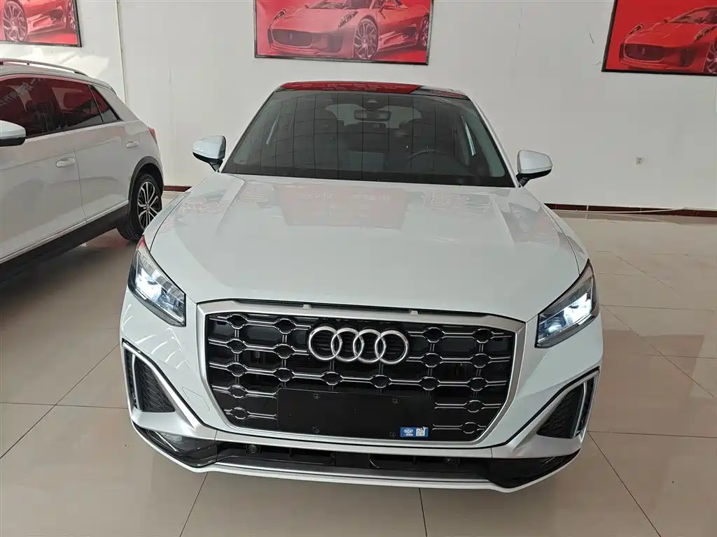 Audi Q2 L 35 TFSI Progressive Dynamic