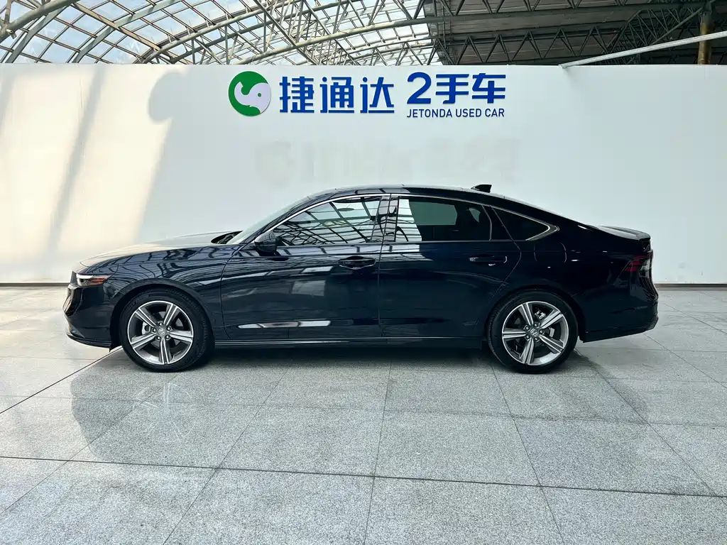 Accord 260 TURBO Outstanding