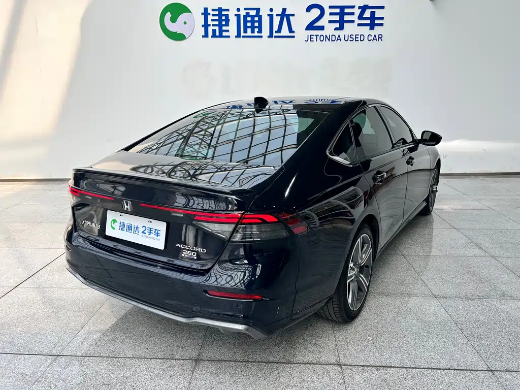 Accord 260 TURBO Outstanding