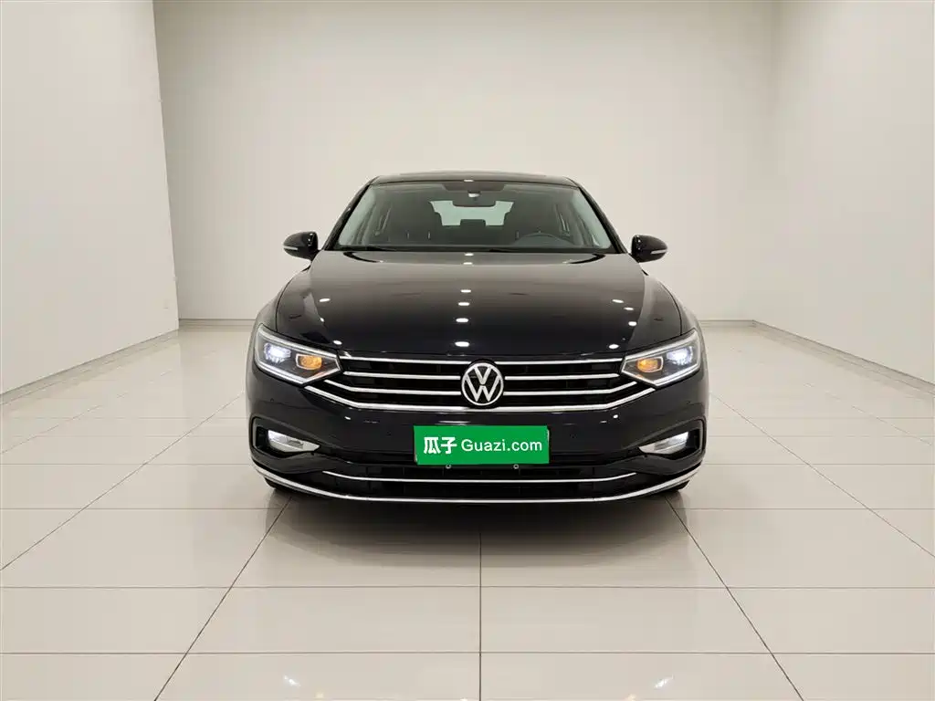 Magotan 330 TSI DSG Luxury