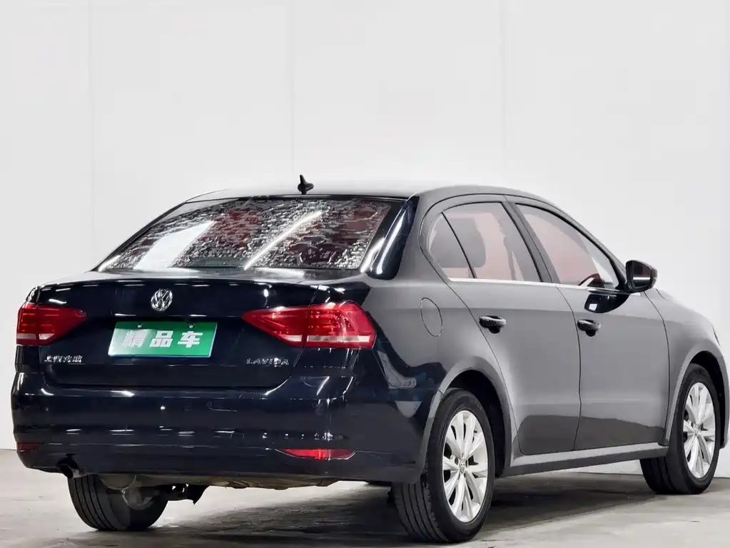 Lavida 1.6 L Auto Comfort