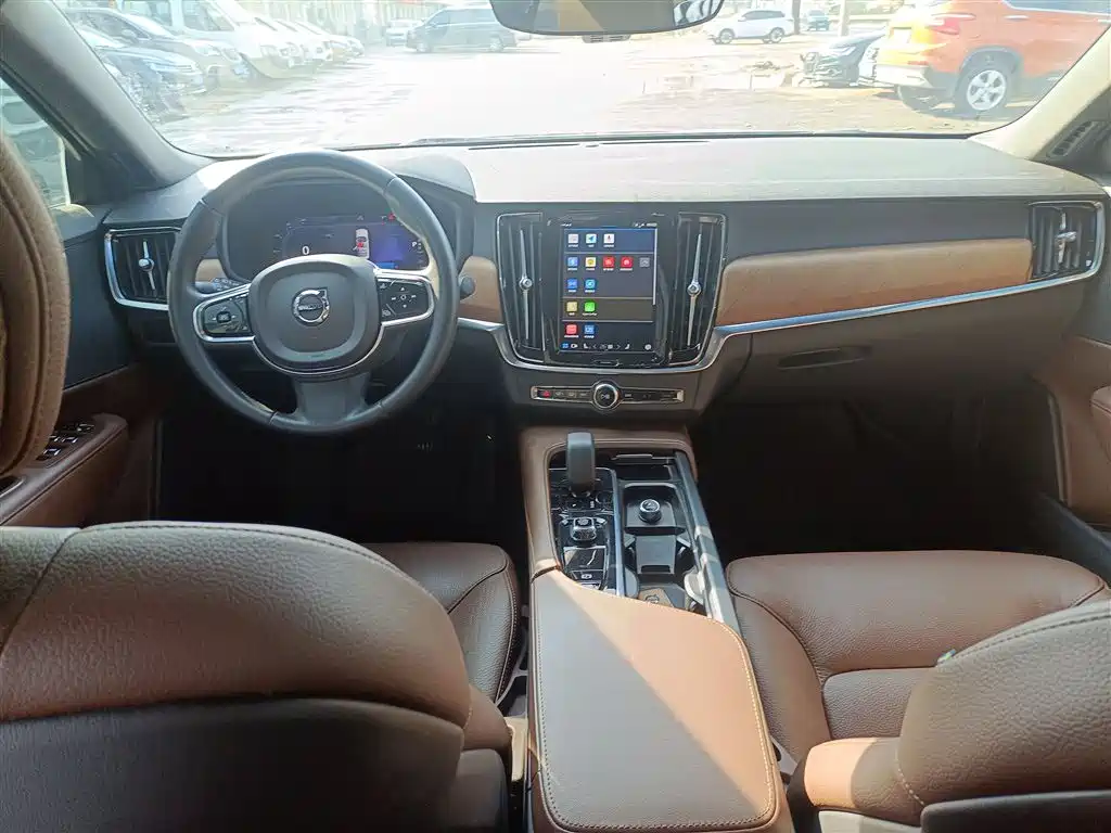 Volvo S90 B5 Smart Ease Luxury
