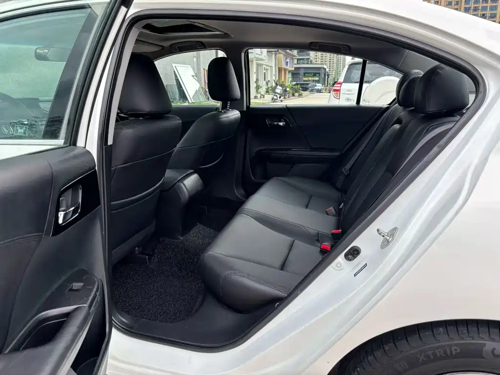 Accord 2.0 L Comfort