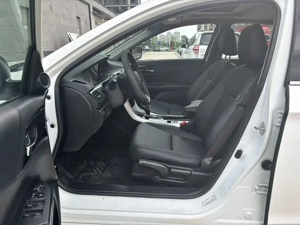 Accord 2.0 L Comfort