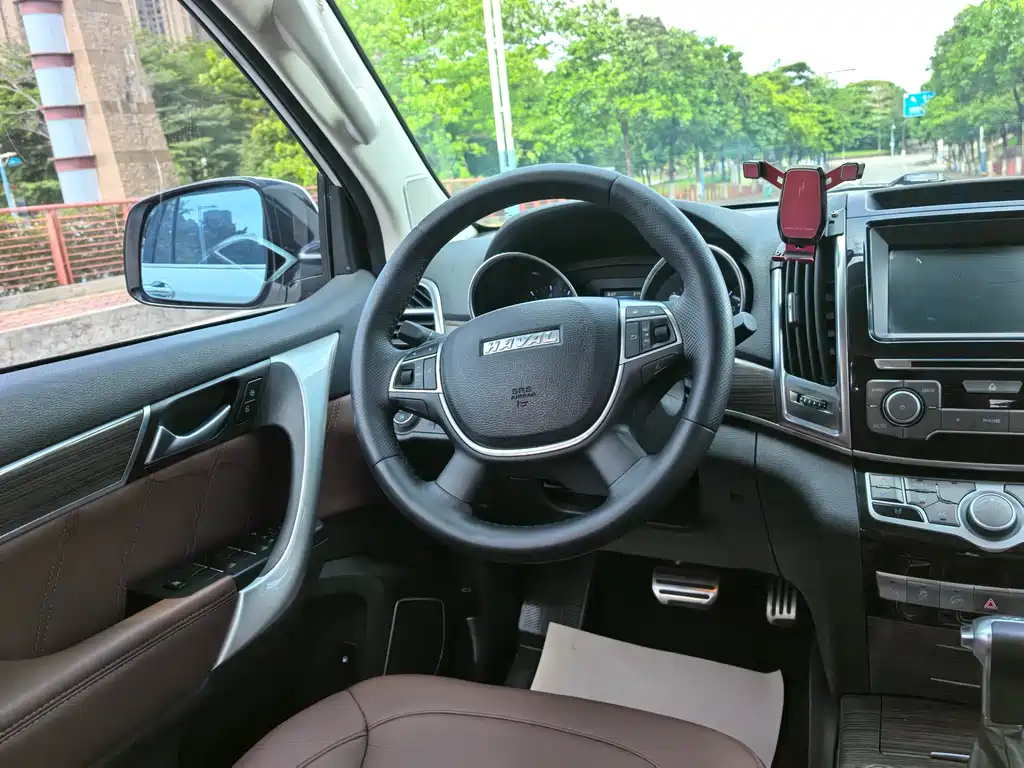 Haval H9 2.0 T 4 WD Luxury 7-seat