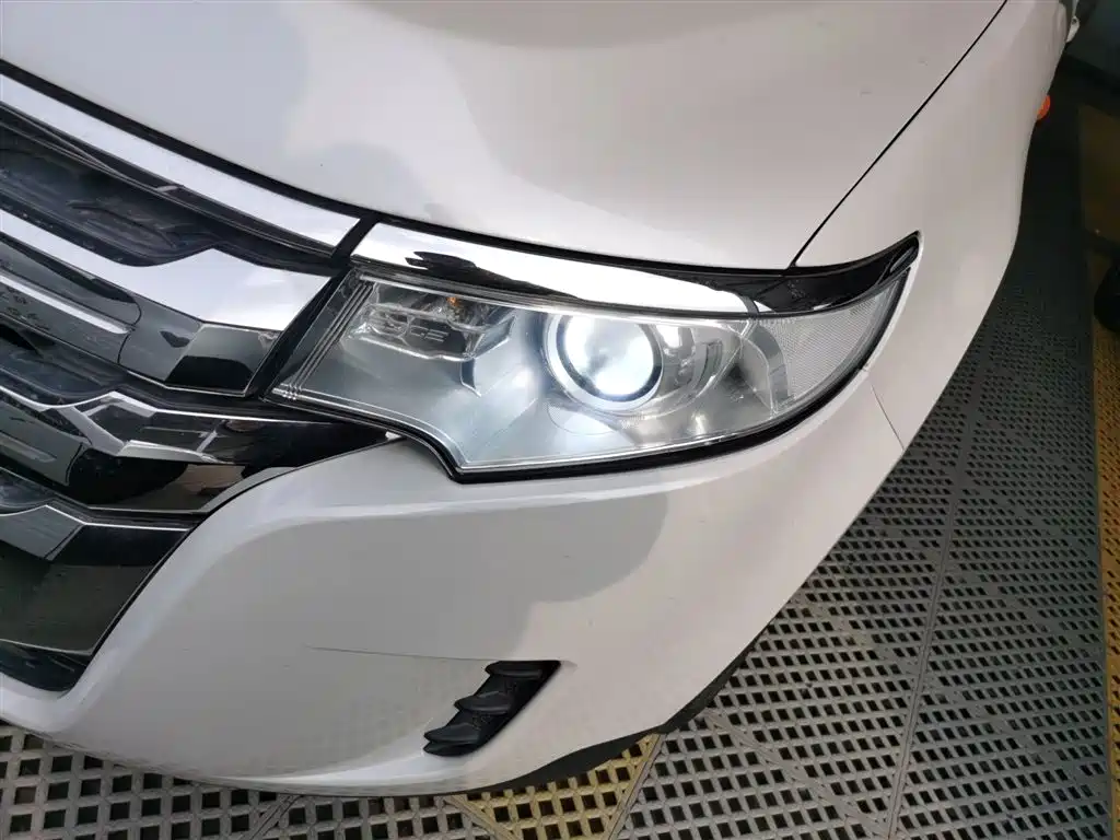 Edge (Import) 3.5 L Supreme Sharp