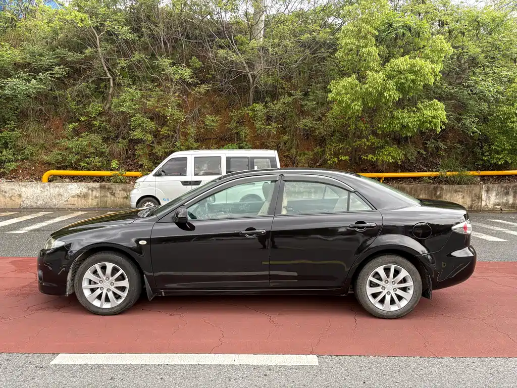 Mazda 6 2.0 L Auto Fashion