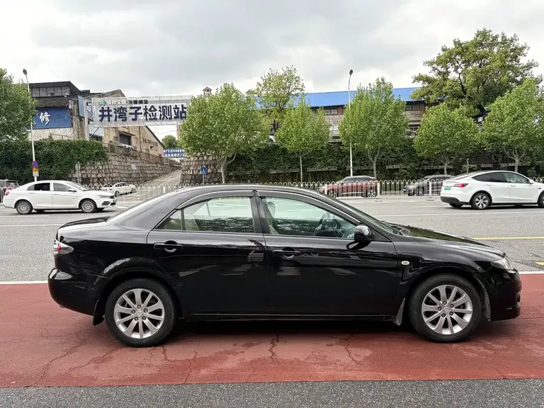 Mazda 6 2.0 L Auto Fashion
