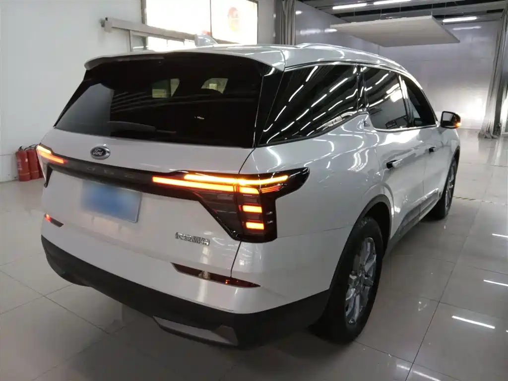 Edge Edge L 2.0 T EcoBoost 2 WD 5-seat Fashion