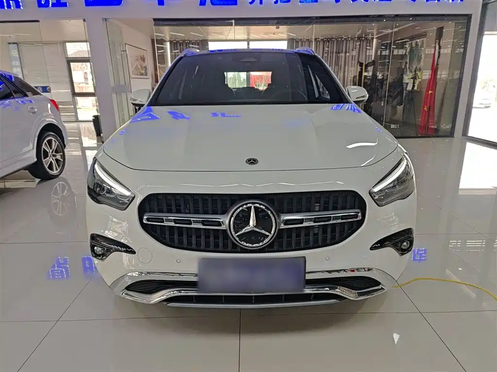 Mercedes-Benz GLA GLA 220