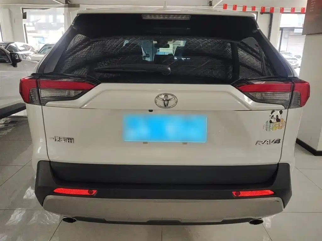 RAV4 2.0 L CVT 2 WD Style Plus