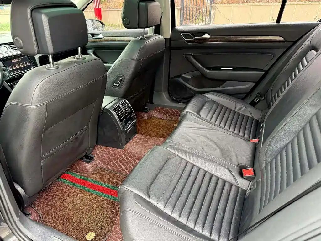 Magotan 330 TSI DSG Luxury CN-VI