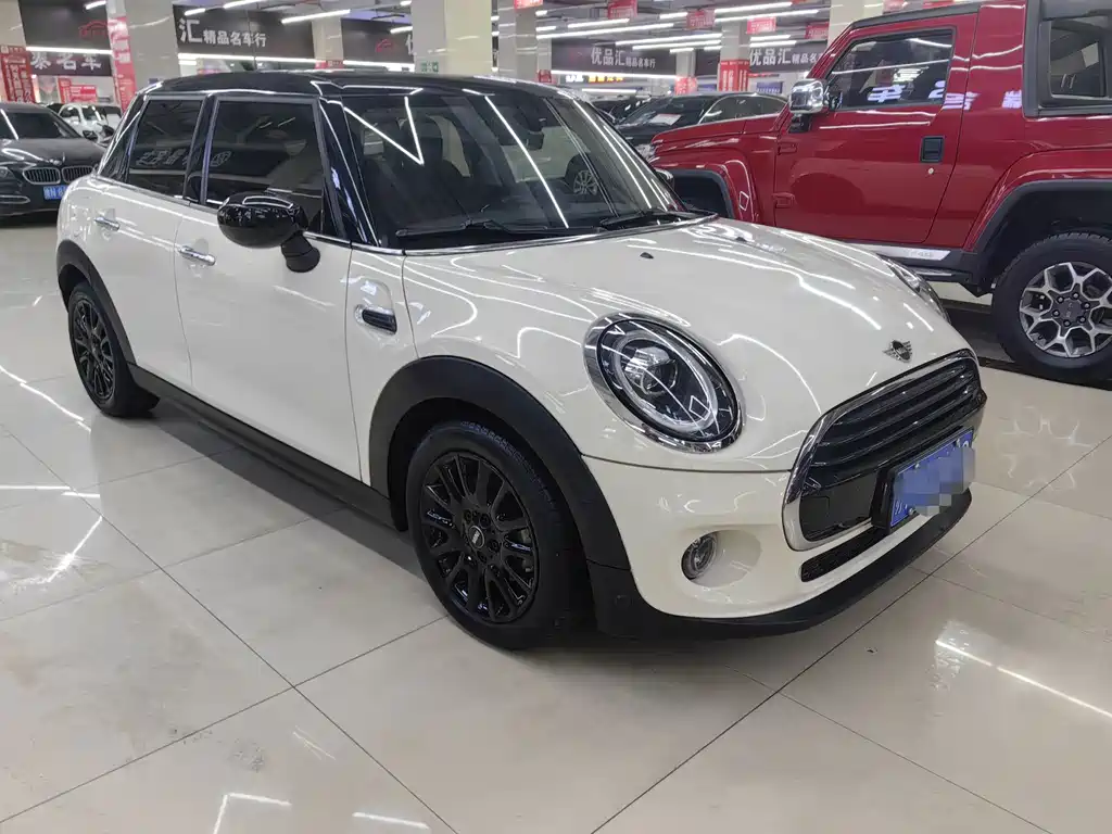 MINI 1.5 T COOPER Classic 5-door