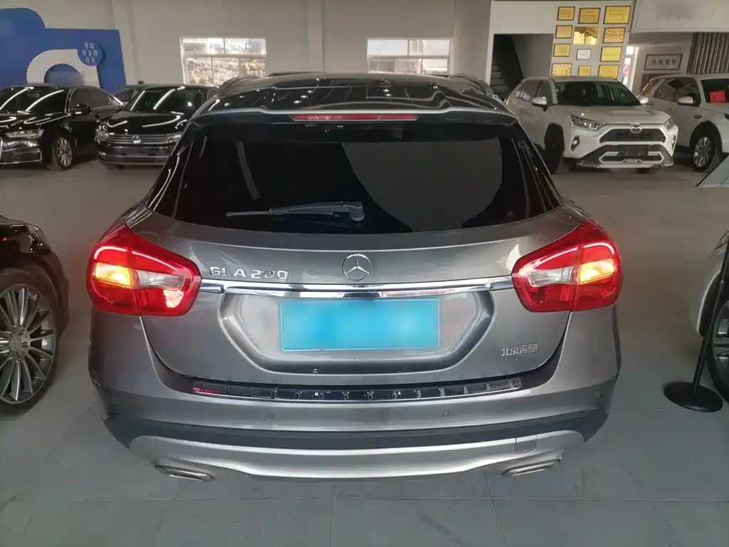Mercedes-Benz GLA GLA 200 Dynamic