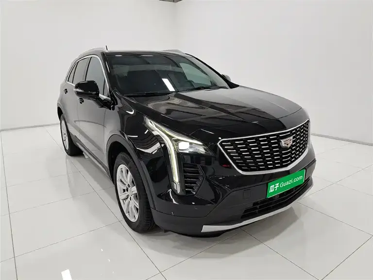 Cadillac XT4 28 T 2 WD Leading
