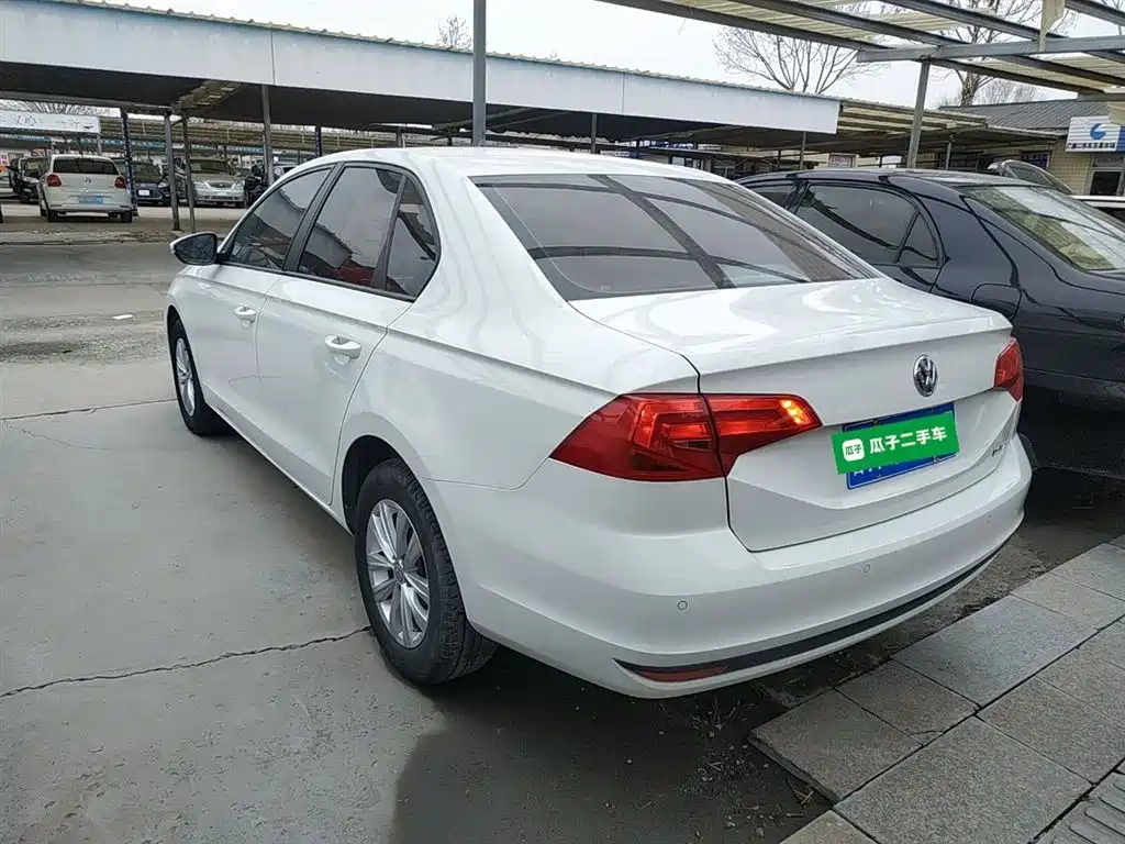 Bora 1.6 L Auto Fashion