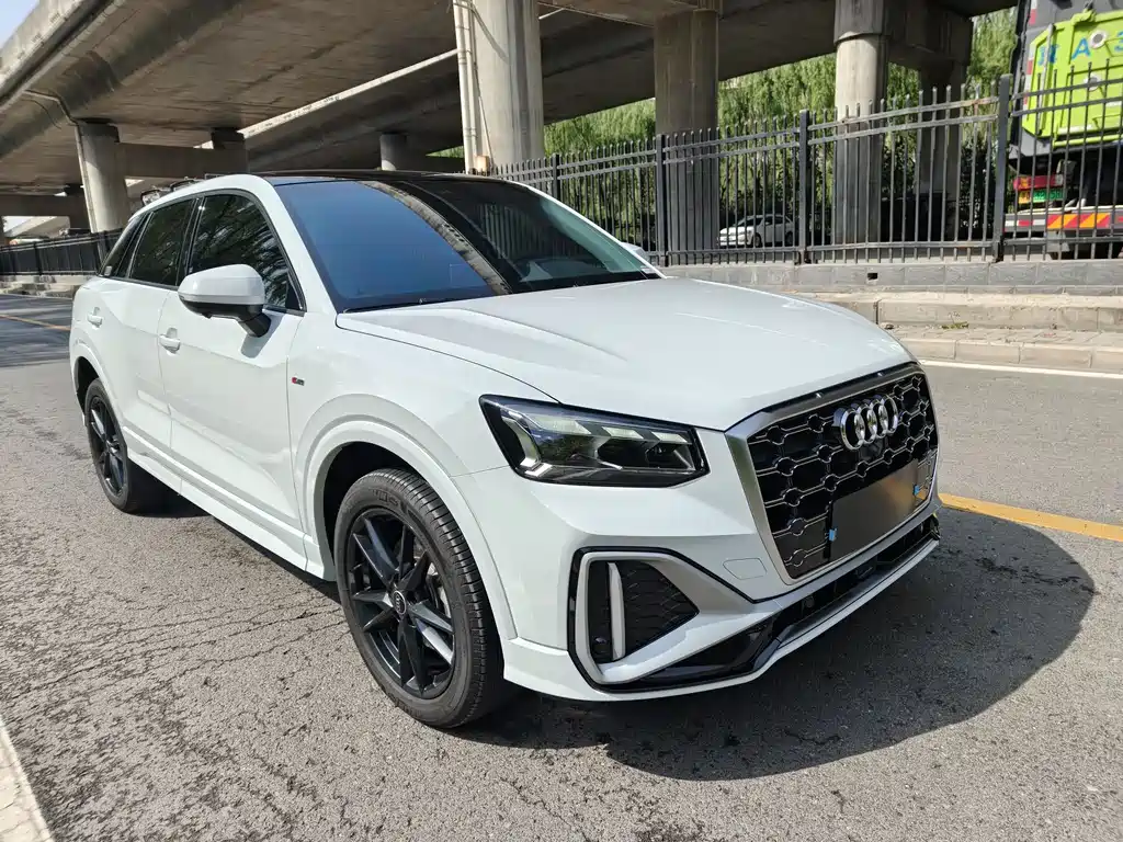 Audi Q2 L 35 TFSI Fashion Dynamic