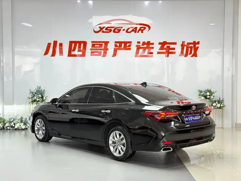 Toyota Avalon 2.0 L Luxury CN-VI