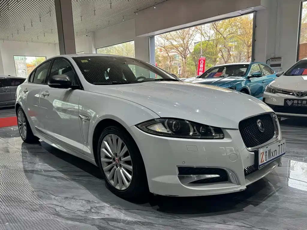 Jaguar XF XF 3.0 SC R-Sport Luxury