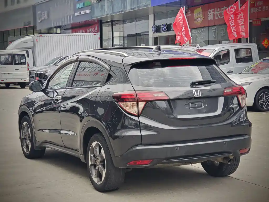 Vezel 1.8 L CVT 2 WD Luxury