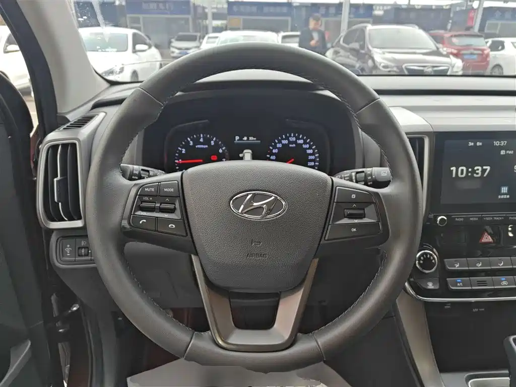Hyundai ix35 2.0 L Auto 2 WD Brave · Smooth Enjoyment CN-V