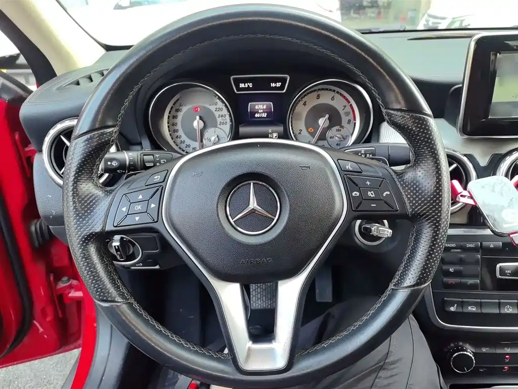 Mercedes-Benz GLA GLA 220 4 MATIC Fashion