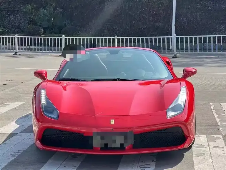 Ferrari 488 488 Spider