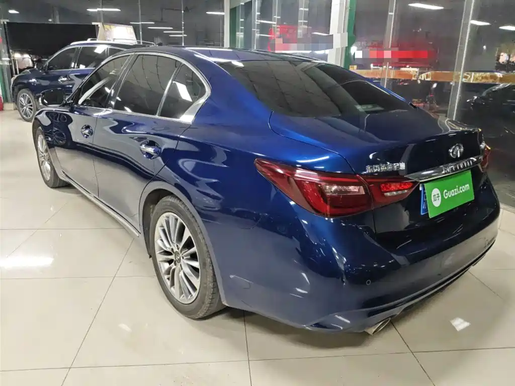Infiniti Q50 L 2.0 T Progressive Enjoyment CN-VI