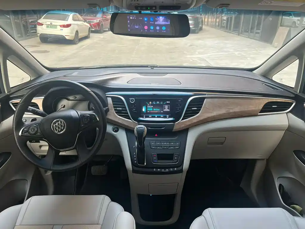 Buick GL8 ES 28 T Comfort CN-V