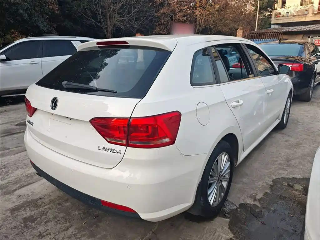 Gran Lavida 1.6 L Auto Comfort