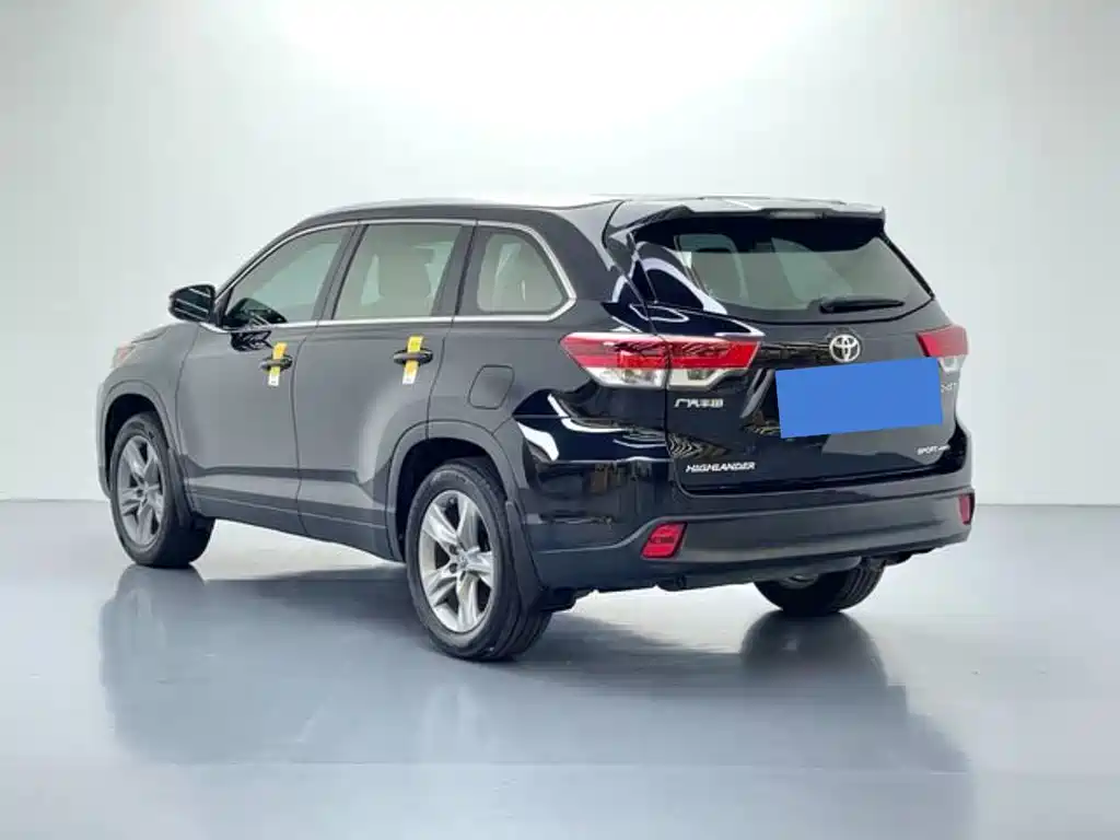 Highlander 2.0 T 4 WD Luxury 7-seat