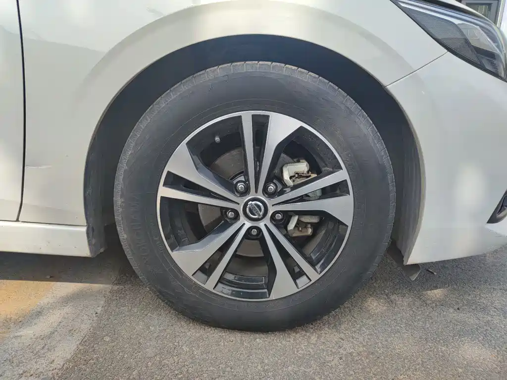 Sylphy 1.6 L XL CVT Joy