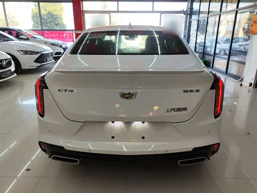 Cadillac CT4 28 T Style