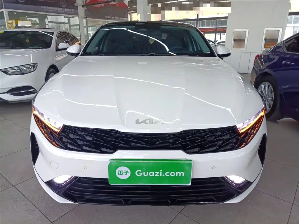 Kia K5 270 T CVVD Refreshed