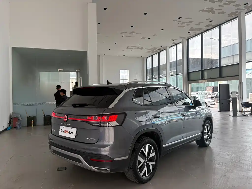 Tayron 300 TSI 2 WD Luxury Plus Advanced