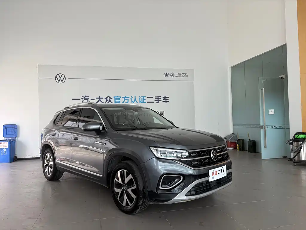 Tayron 300 TSI 2 WD Luxury Plus Advanced