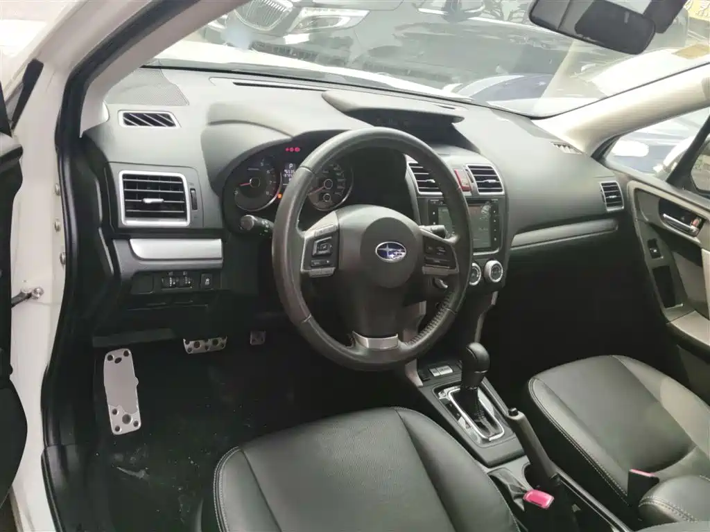 Forester 2.0 i Special Commemorative