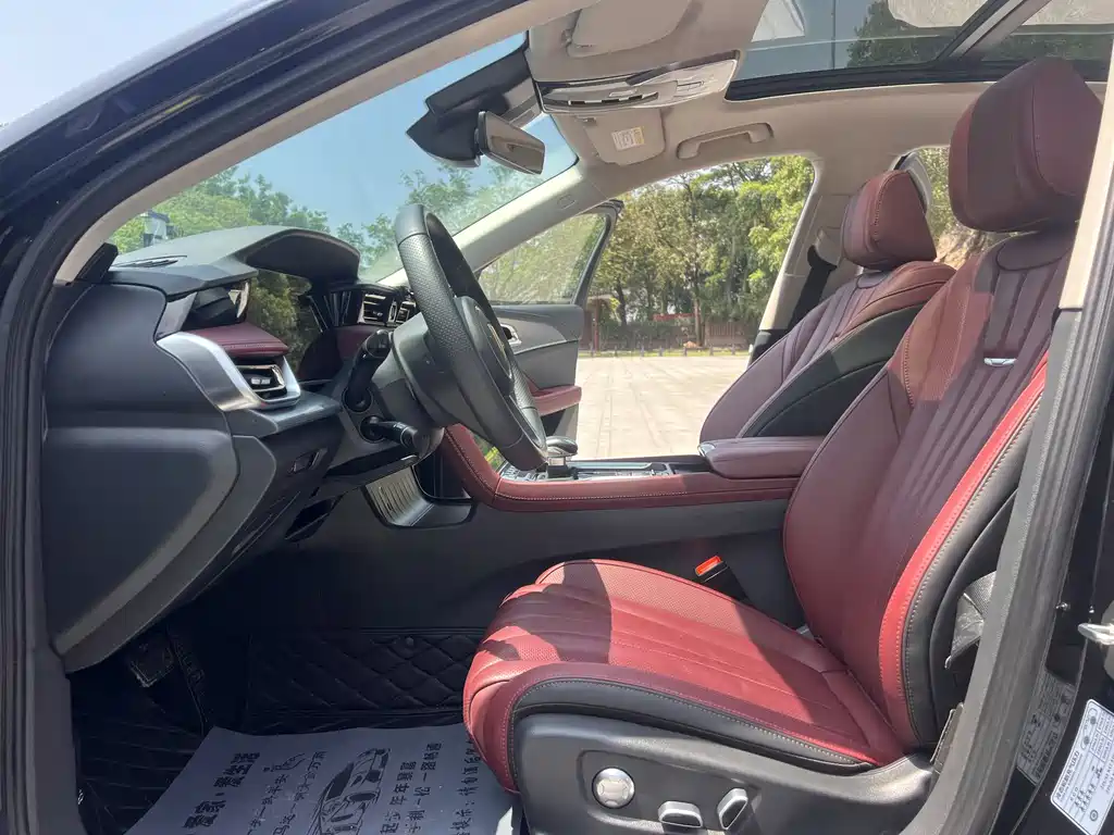 Hongqi H5 2.0 T Auto Connected Flagship