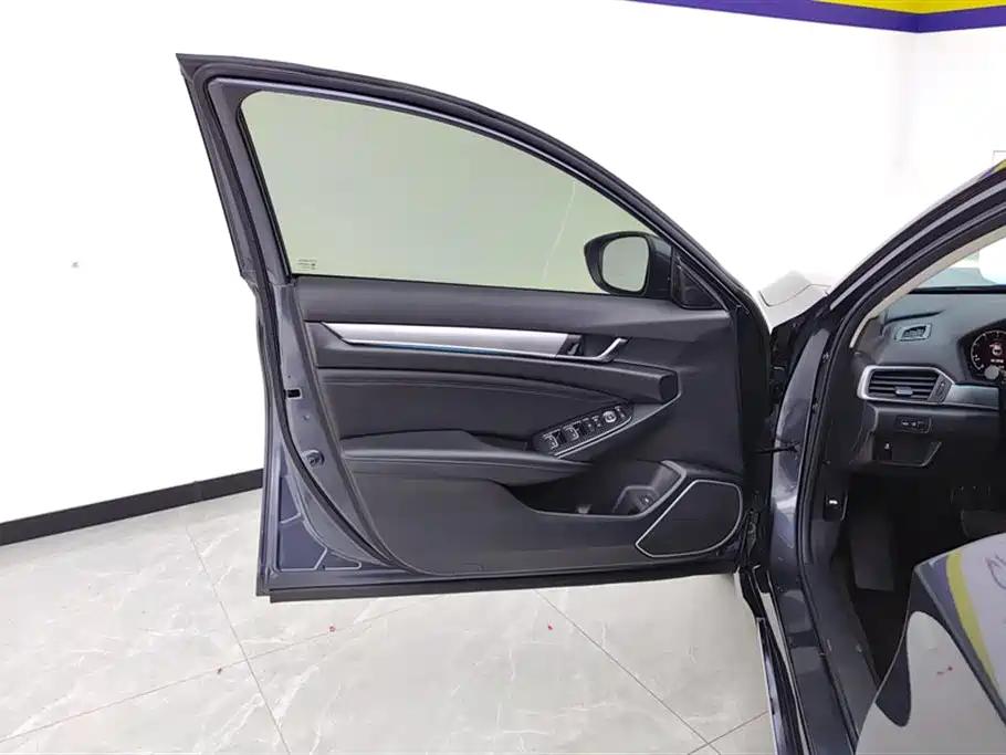 Accord 260 TURBO Luxury