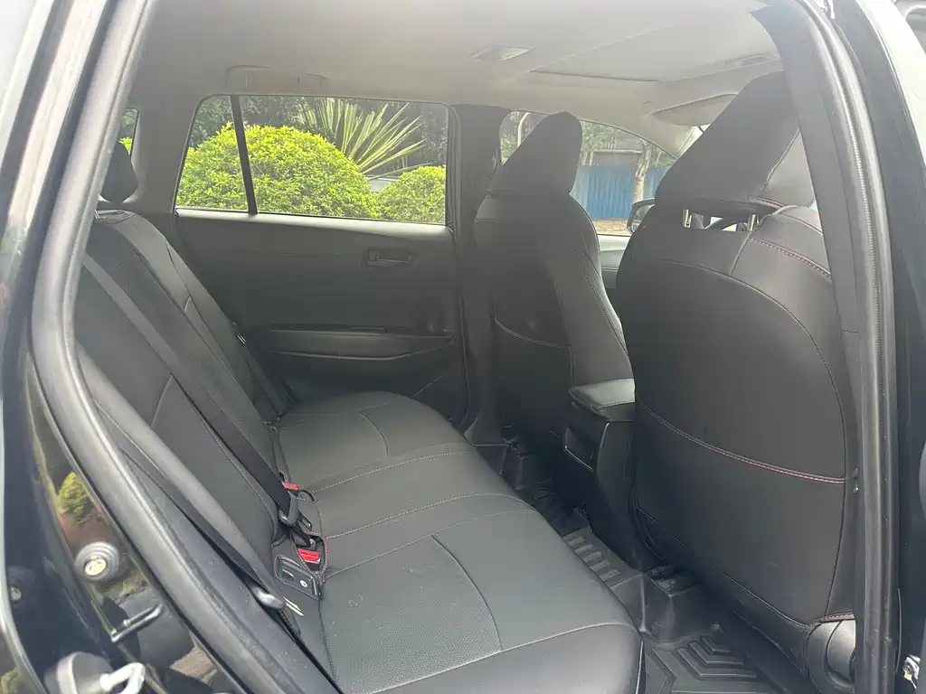 Frontlander 2.0 L CVT Leading